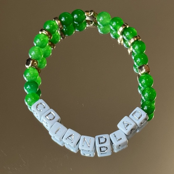 Taylor Swift Friendship Bracelets: Acronym Edition - Picture 7 of 15